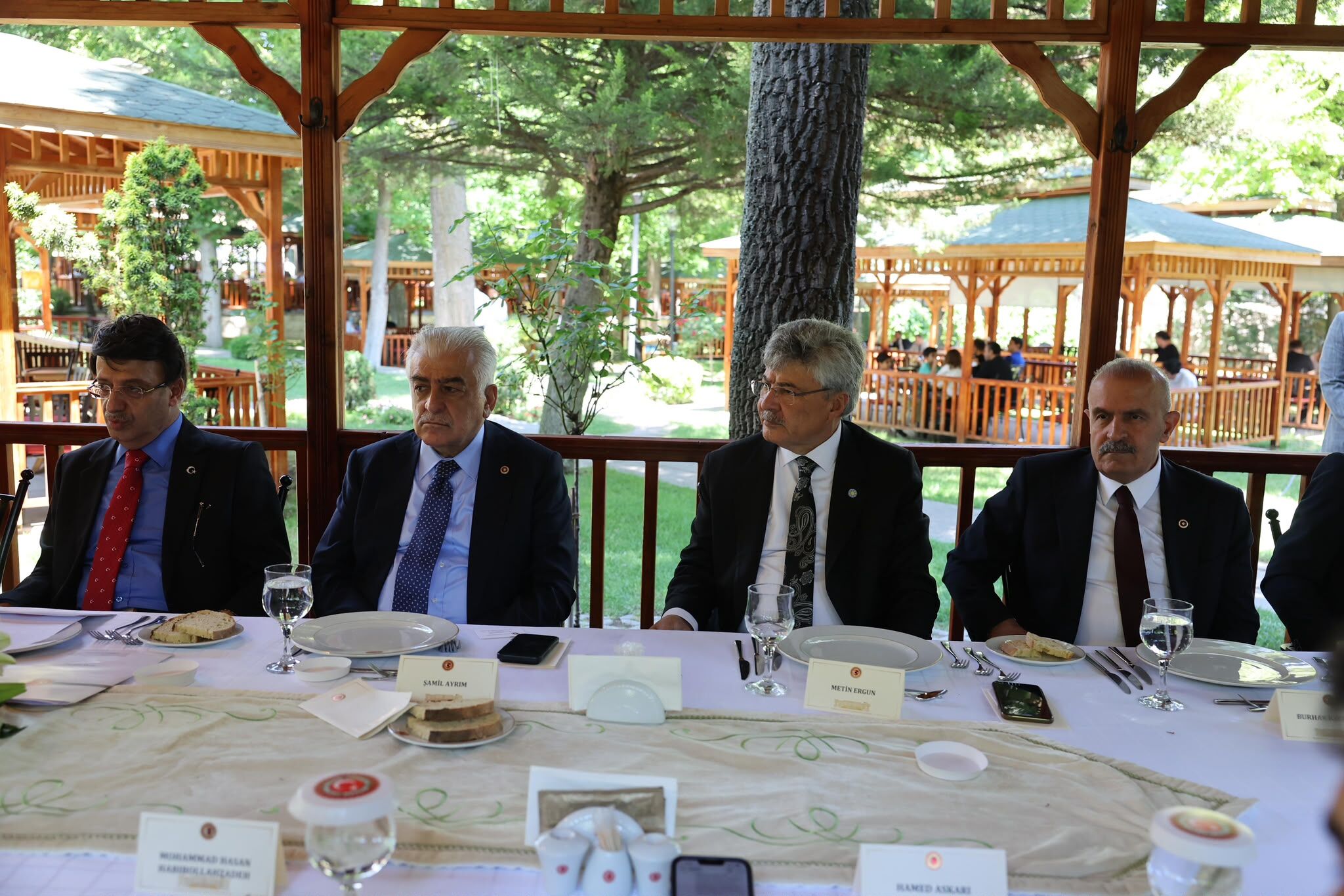 Van Milletvekili Kayhan Türkmenoğlu, İran Ticaret Odası Başkanı Samad Hassanzadeh Ile Bir Araya Geldi. (4)