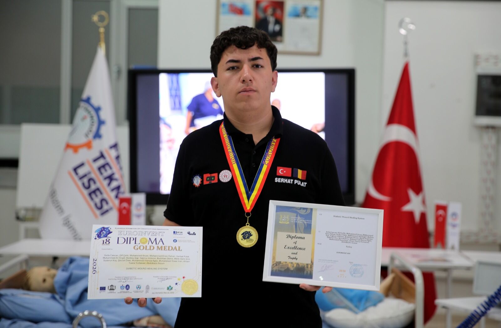 Vanli Öğrenci̇ler Di̇yabet Ci̇hazi8