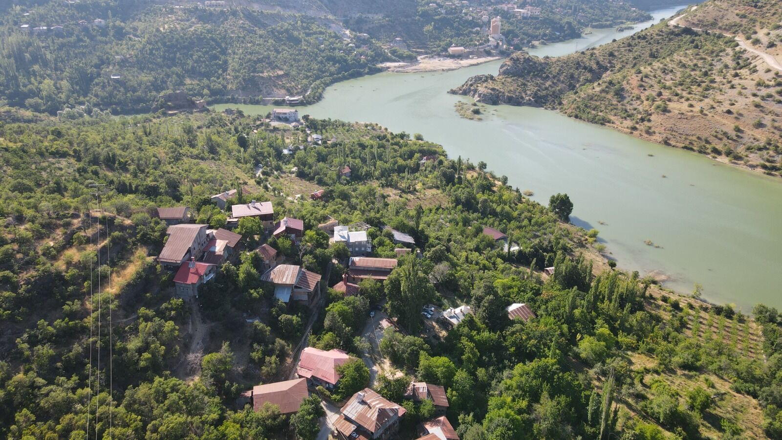 Erzincan'ın Kemaliye Ilçesine Bağlı Yuva Köyüne Yıllar Önce Gelin Olarak Gelen 65 Yaşındaki Nermin Ergin, (4)
