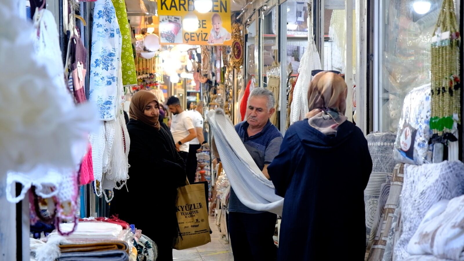 Rus Pazarı Van Hediyelik Eşya Çarşı (2)