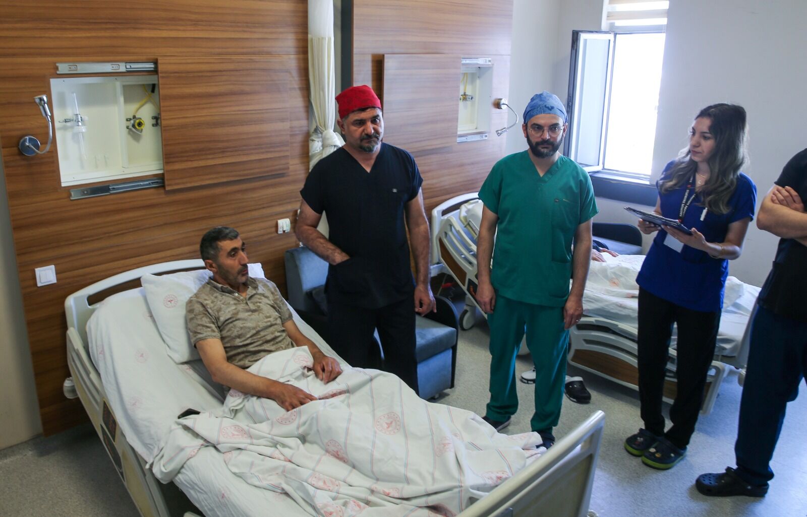 Van Eğitim Ve Araştırma Hastanesi Kalp Merkezinde Uygulanan Yöntemle Şu Ana Kadar Ameliyat Edilen 6 Hasta Kısa Sürede Iyileşerek Taburcu Edildi (1)