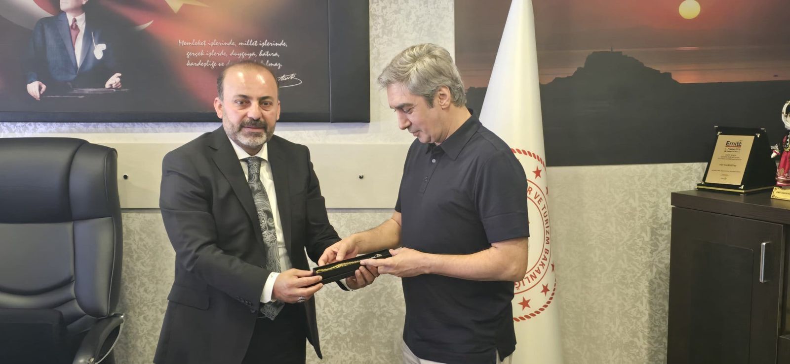 Van Protokolünün Necati Şaşmaz Ilgisi Gündem Oldu (7)