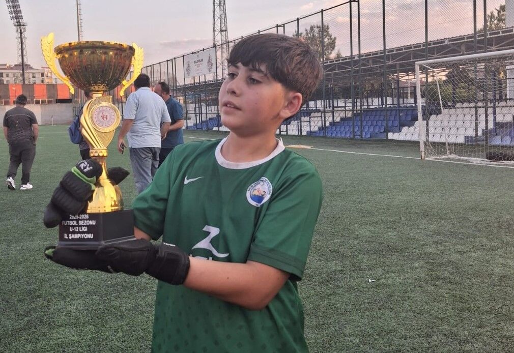 Yeşilkent Erciş Belediyespor U12 Takımı Van Şampiyonu Oldu (3)
