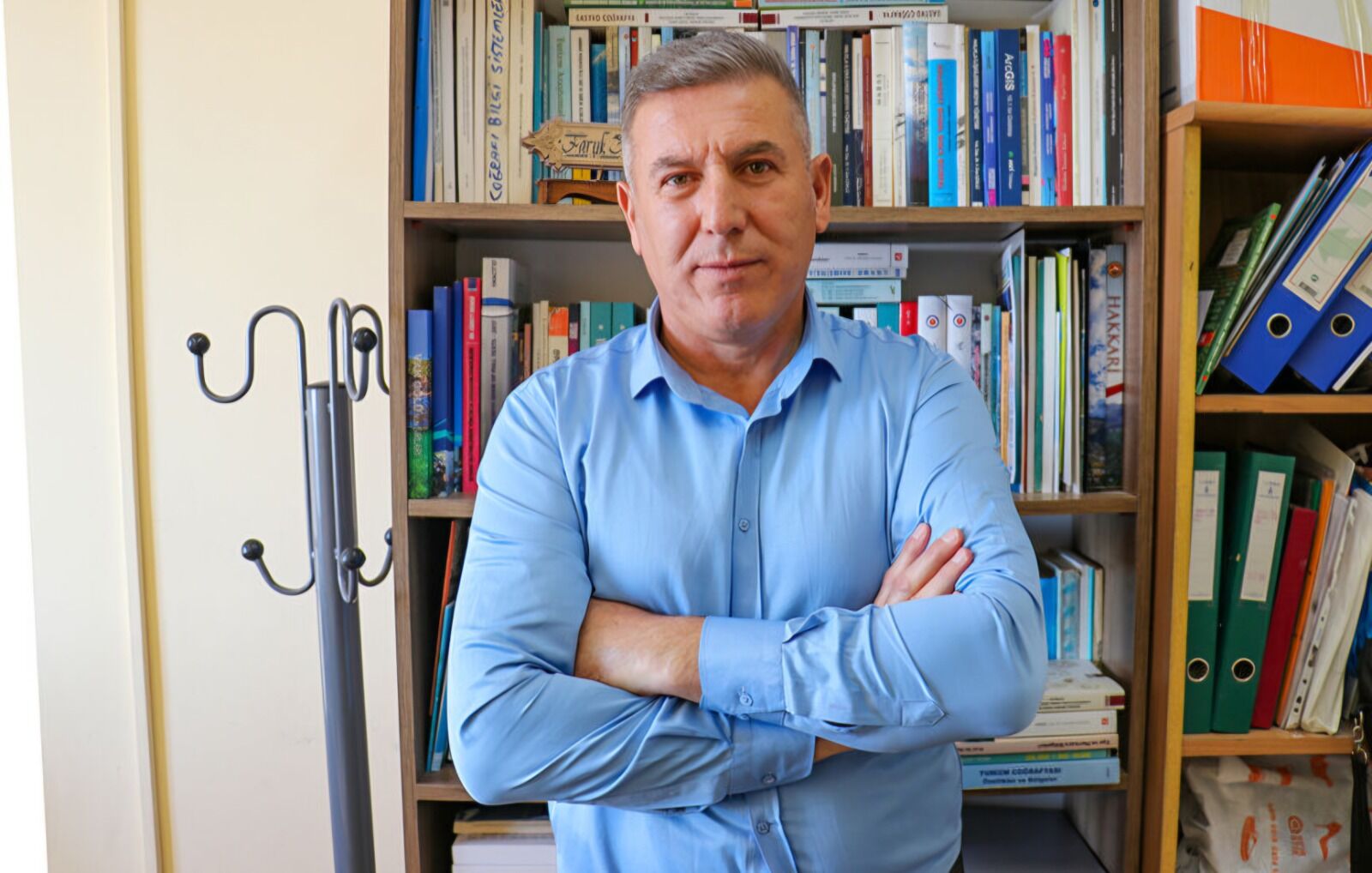 Yyü Öğretim Üyesi Prof. Dr. Faruk Alaeddinoğlu, Gölün Korunarak Sürdürülebilir Ekoturizm Anlayışıyla Değerlendirilmesi Gerektiğini Belirtti (1)